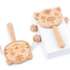 Epik Kleinkind Baby Greifen Und Kauen Musikspielzeug Hölzerne Cartoon-Rassel Rassel 5 Epik Kleinkind Baby Greifen Und Kauen Musikspielzeug Hölzerne Cartoon-Rassel Rassel -Epik 29139782 03